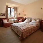 Zur Koeniglichen Ausspanne 3*