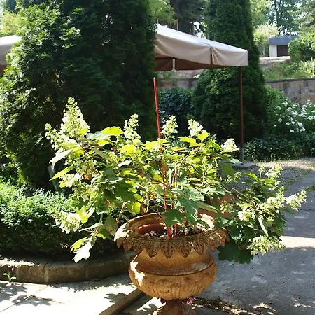 Zur Königlichen Ausspanne 3*