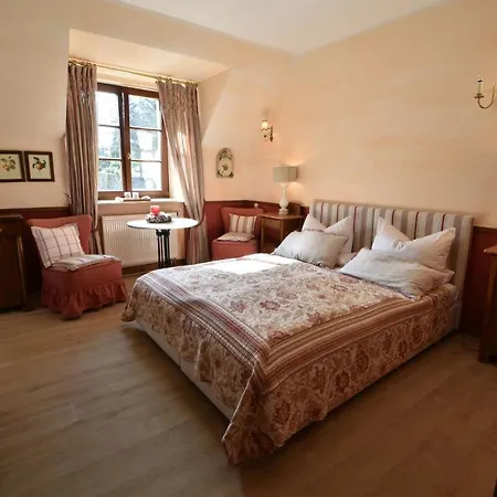 Zur Koeniglichen Ausspanne 3*